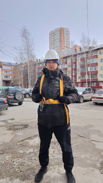 Замена светильников на фасаде дома