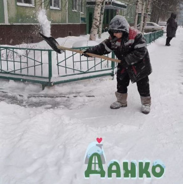 Снежная пора во всех дворах❄☃